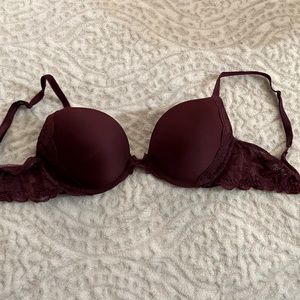 Victoria’s Secret Dream Angel push up bra in maroon.
